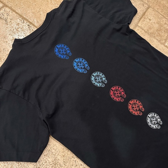 Chrome Hearts Gradient Multi Color Horseshoe Logo Black Tee - Picture 10 of 12